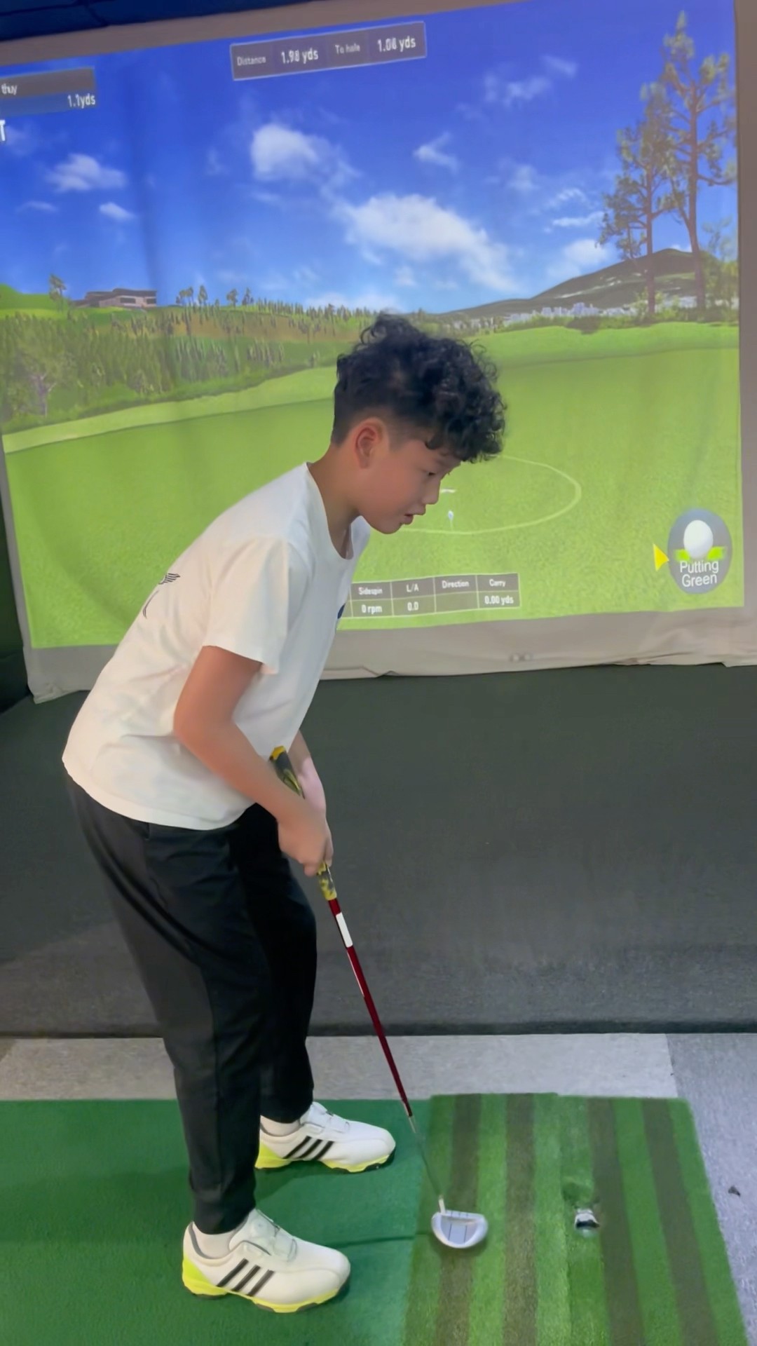 (Golf familyVN) em bé chuyền bóng cho anh giỏi quá ??#cute #golf #shorts